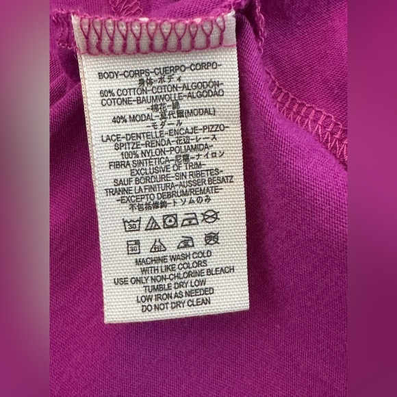 Free People Magenta Lace CutOut Flowy Bohemian Boxy Tunic Top size Large New - Picture 7 of 8